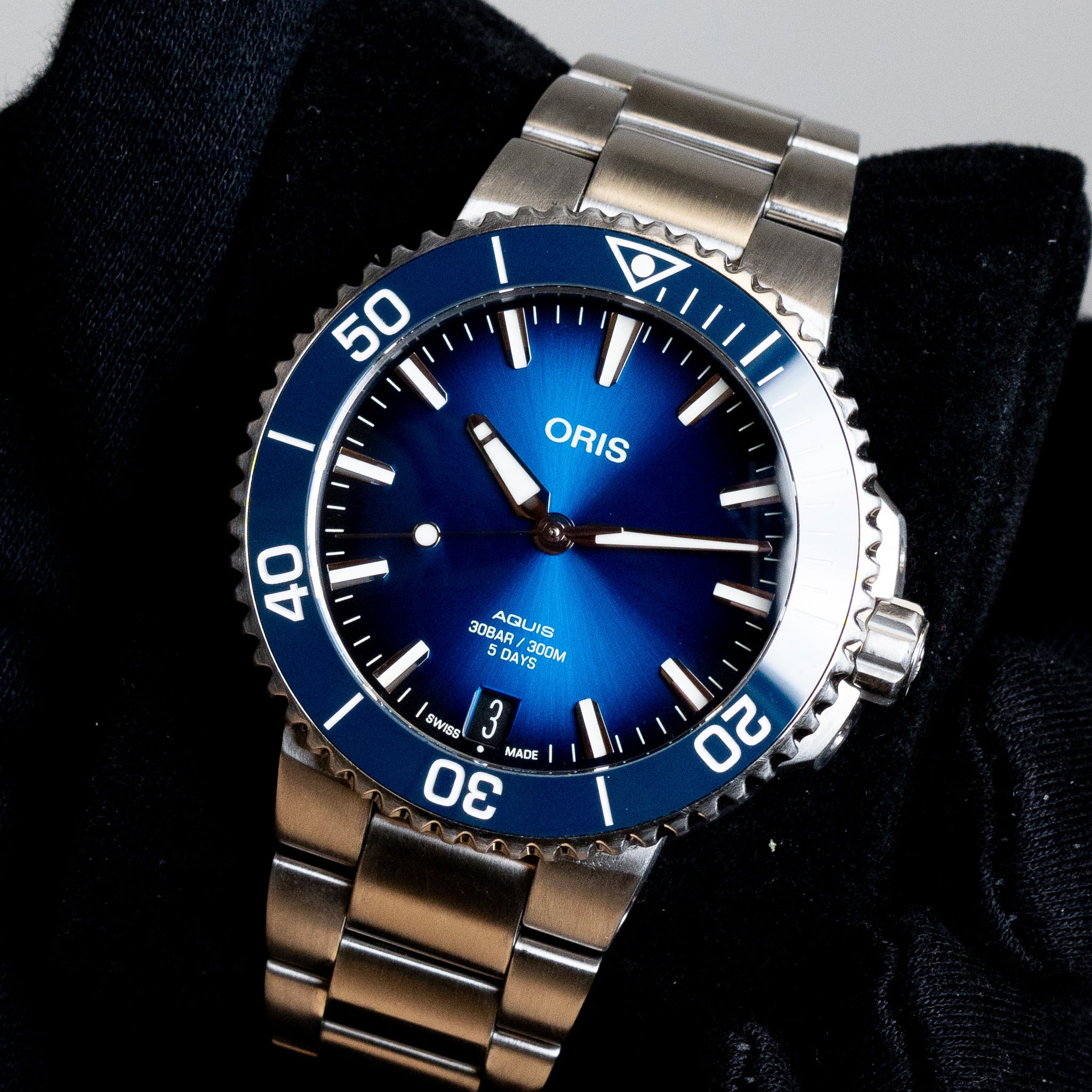 Oris Aquis Date Calibre 400